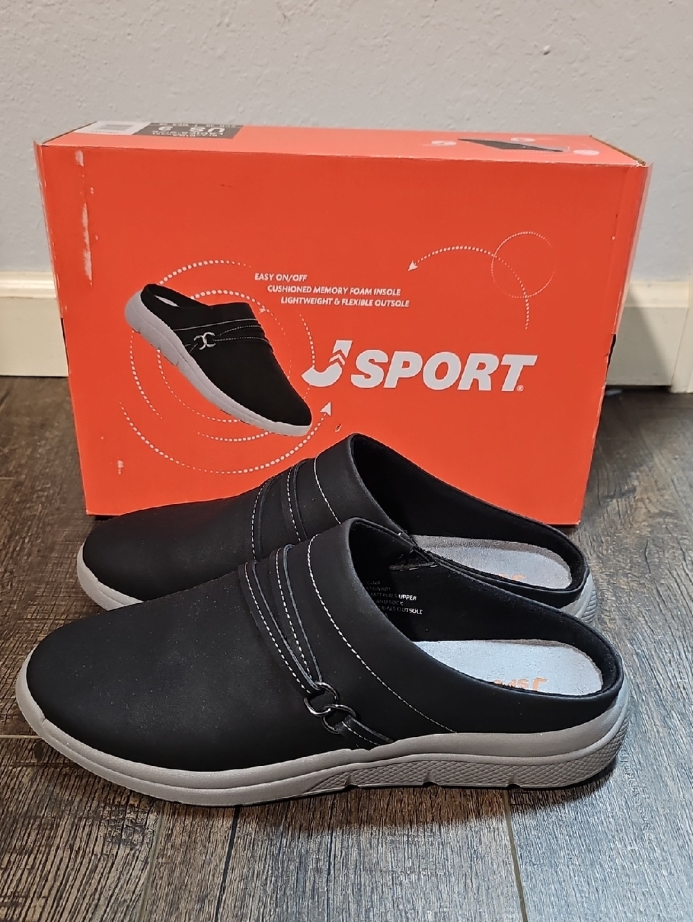 J Sport Gina Style Women's 9 Black Slip-On Shoes New In Box